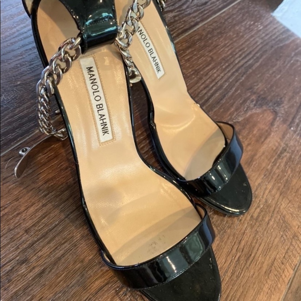 Manolo Blahnik Black Chain Pumps-40.5